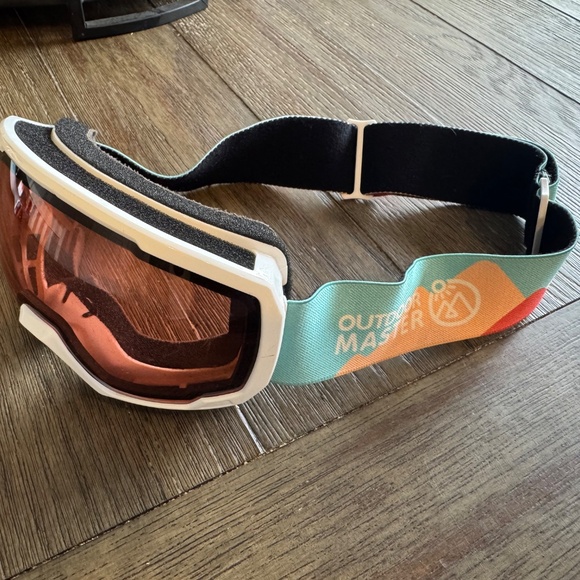 Outdoor Master Kids Ski Goggles – 2 Pairs – Youth Snowboard Goggles - Picture 3 of 4